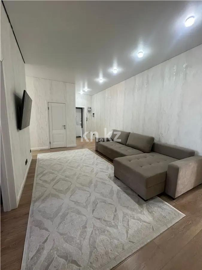 Продажа 3-комнатной квартиры, 95 м², ул. Муканова, дом  47/3 - Продажа  трехкомнатных квартир в Караганде без посредников фото 1 из 6