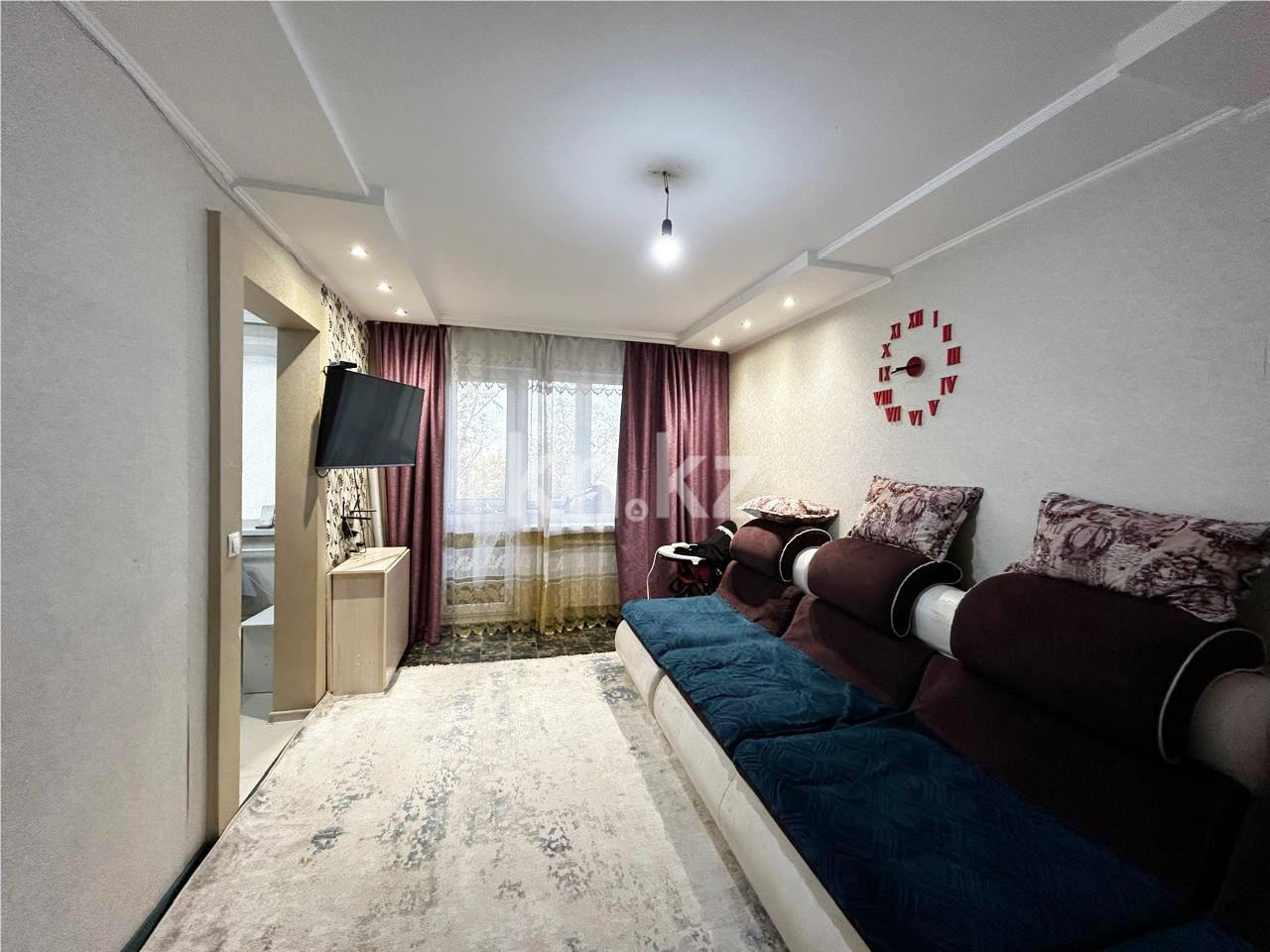 Продажа 3-комнатной квартиры, 69 м², пр. Строителей в Караганде - фото 2