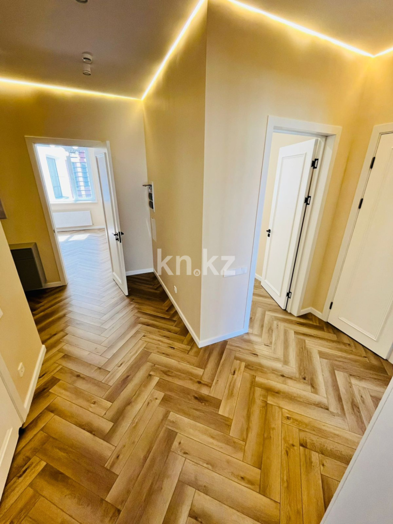 Продажа 3-комнатной квартиры, 104.6 м², ул. Бокейхана, дом  16/3 в Астане