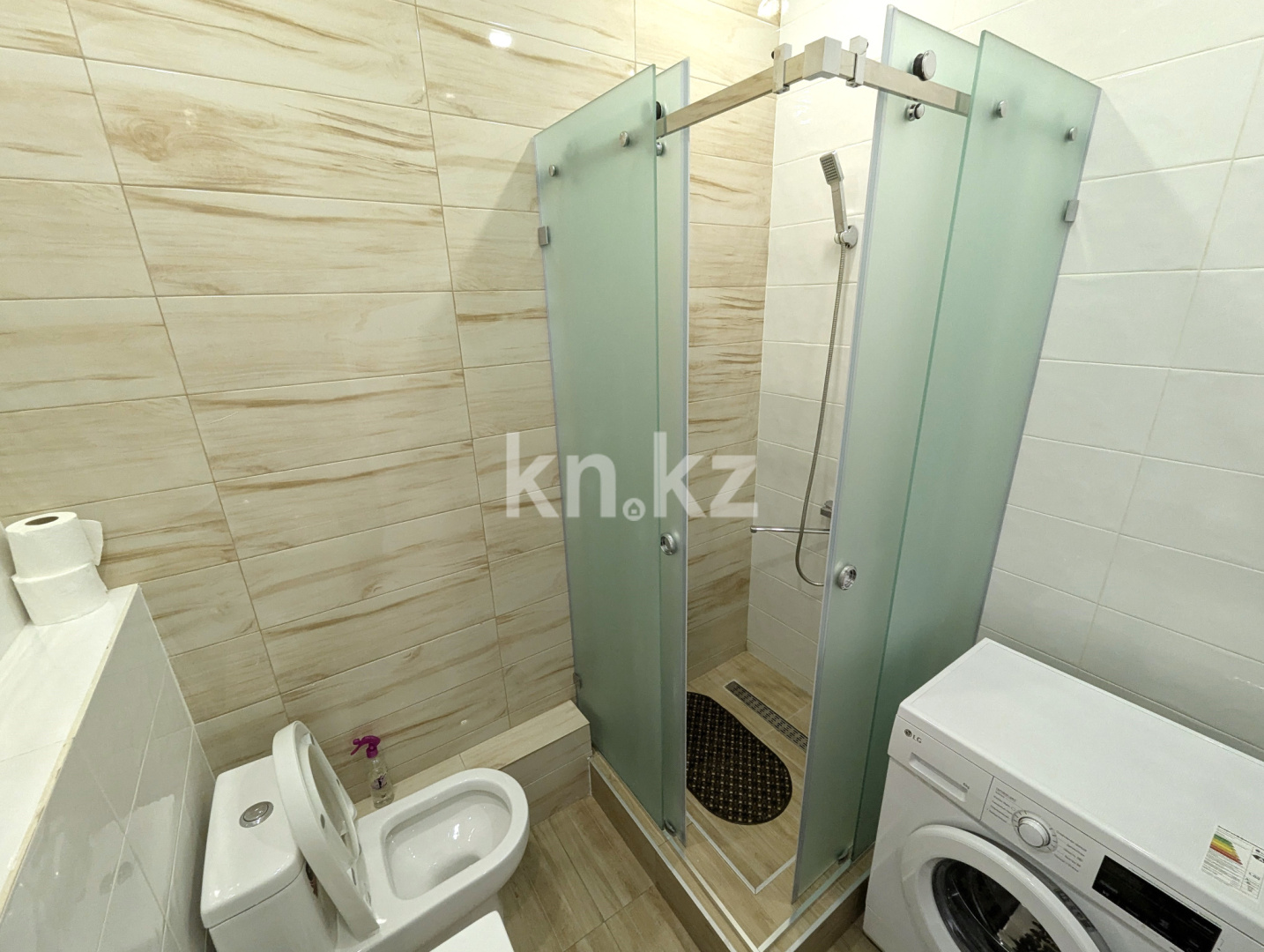 Аренда 1-комнатной квартиры посуточно, 45 м², ул. Торекулова, дом  95 - Сейфуллина - Аренда  однокомнатных квартир посуточно в Алматы фото 9 из 12