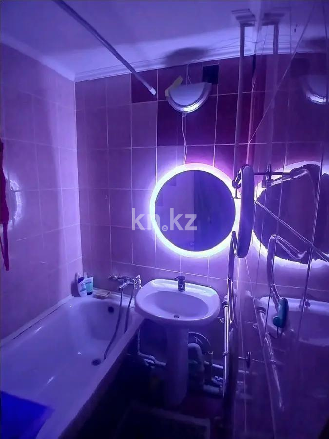 Продажа 2-комнатной квартиры, 43 м², мкр-н 13, дом  36 в Караганде - фото 4