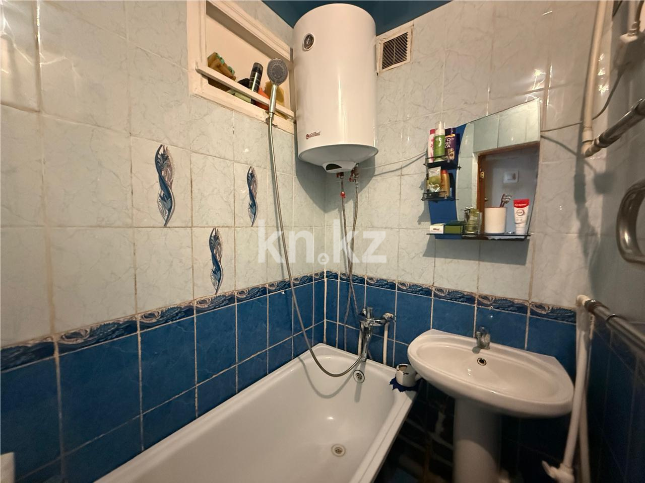 Продажа 3-комнатной квартиры, 59 м², мкр-н 15, дом  8 в Караганде - фото 12