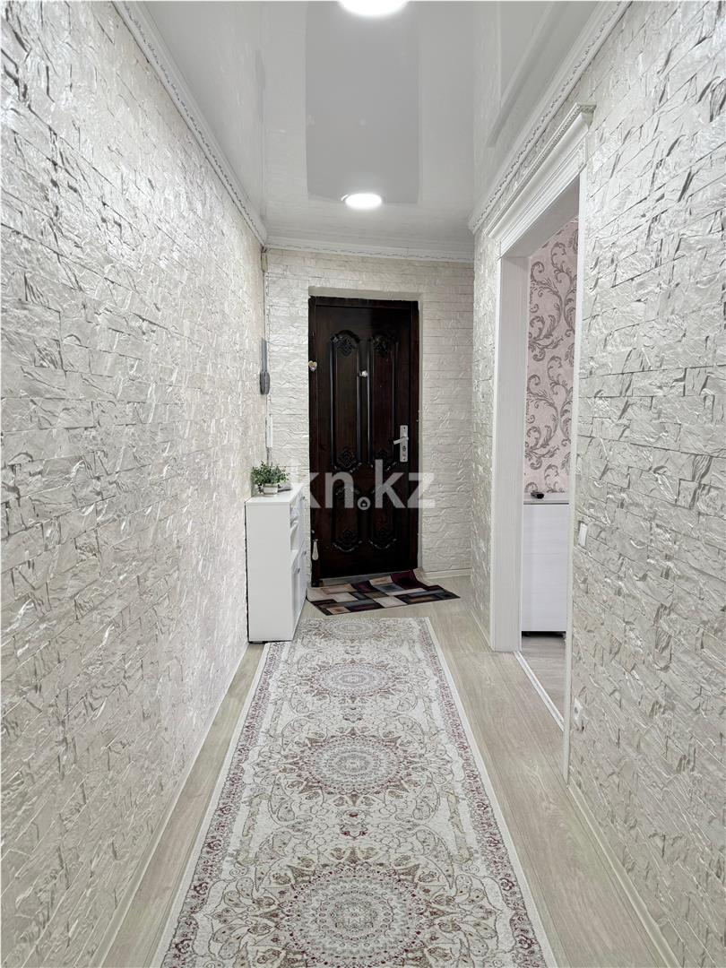 Продажа 3-комнатной квартиры, 65 м², мкр-н 18 - Продажа квартир в Караганде фото 10 из 13