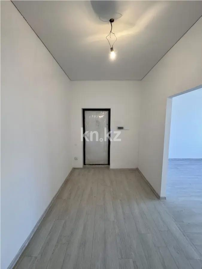 Продажа 2-комнатной квартиры, 71 м², 218 учетный квартал, дом  154 в Караганде - фото 6