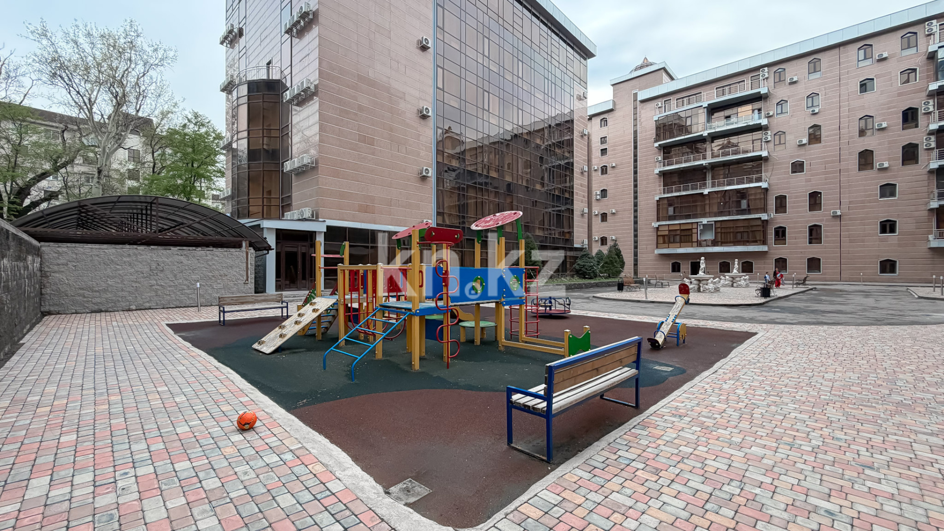 Продажа 2-комнатной квартиры, 122 м² - Продажа квартир в Алматы - страница 14 фото 14 из 24