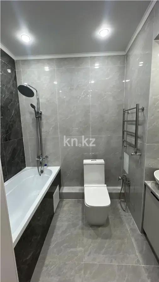 Продажа 1-комнатной квартиры, 37 м², пр. Тауелсыздык, дом  25 в Астане - фото 5