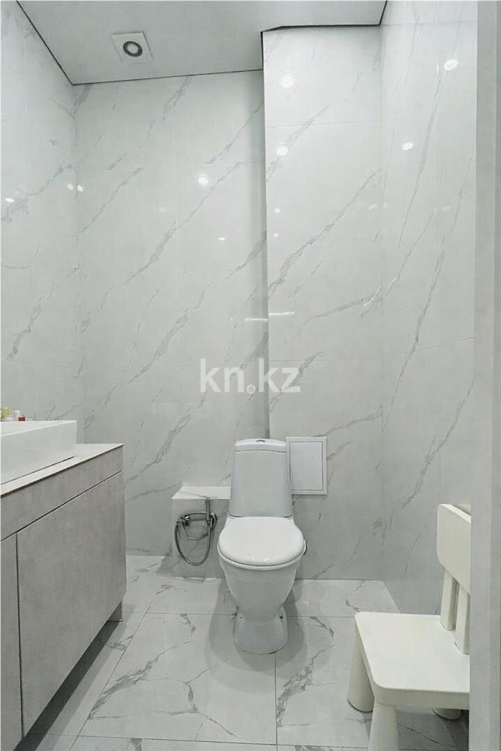 Продажа 3-комнатной квартиры, 95 м² в Караганде - фото 11