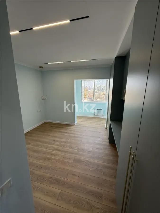 Продажа 3-комнатной квартиры, 67.8 м², ул. Навои, дом  9/1 в Алматы - фото 2