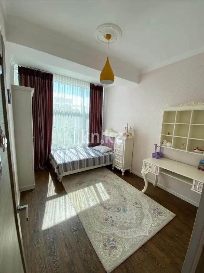 Продажа 2-комнатной квартиры, 70 м² в Алматы