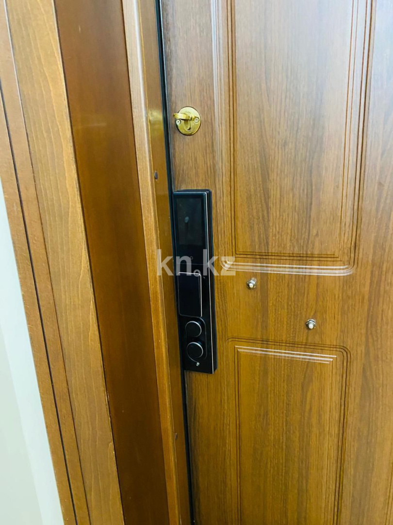 Аренда 3-комнатной квартиры, 140 м², ул. Мендикулова, дом  22 - Аренда  трехкомнатных квартир помесячно в Алматы с фото фото 23 из 28