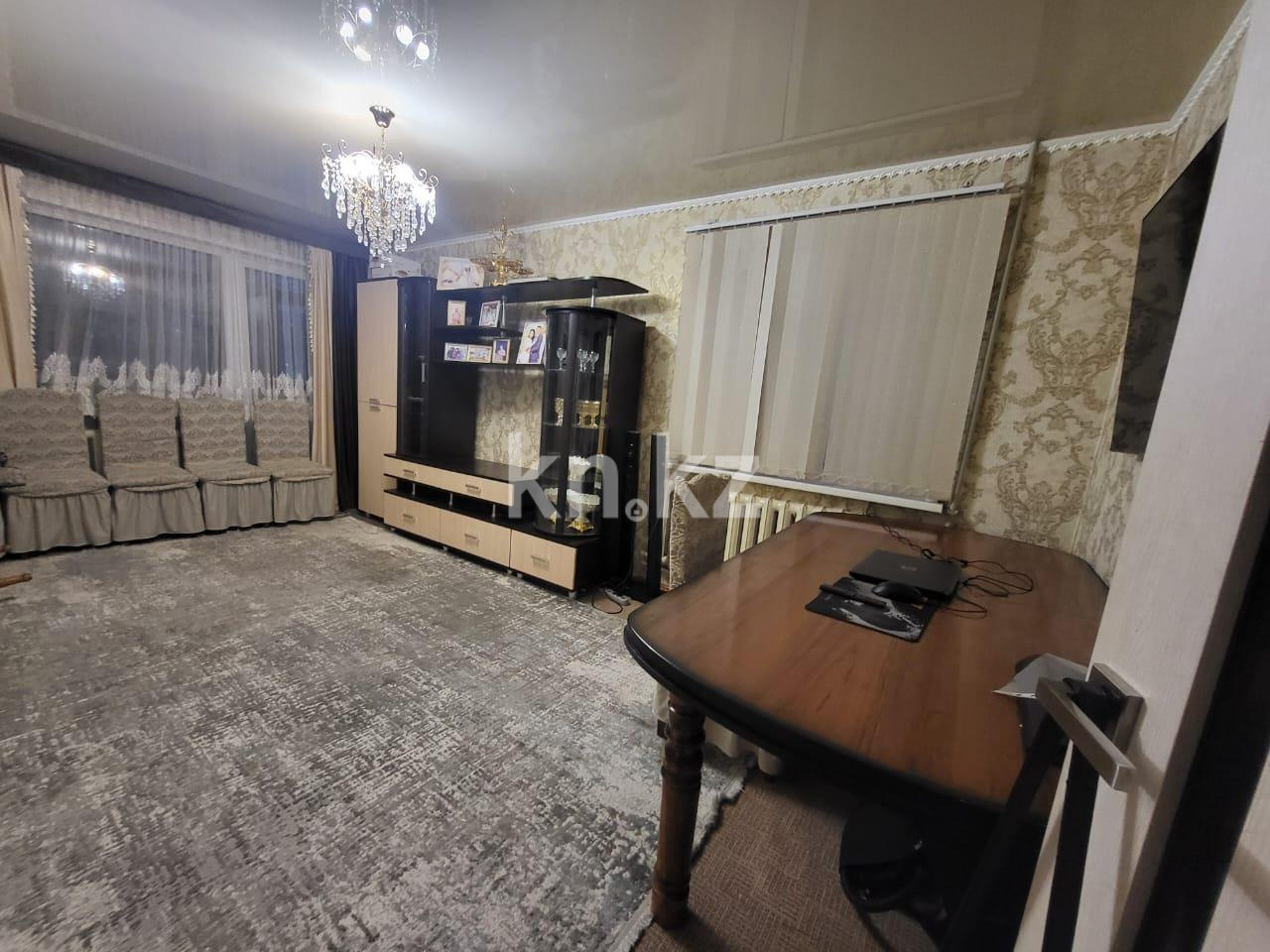 Продажа 3-комнатной квартиры, 61 м², ул. Амангельды - Продажа  трехкомнатных квартир в Темиртау фото 1 из 9