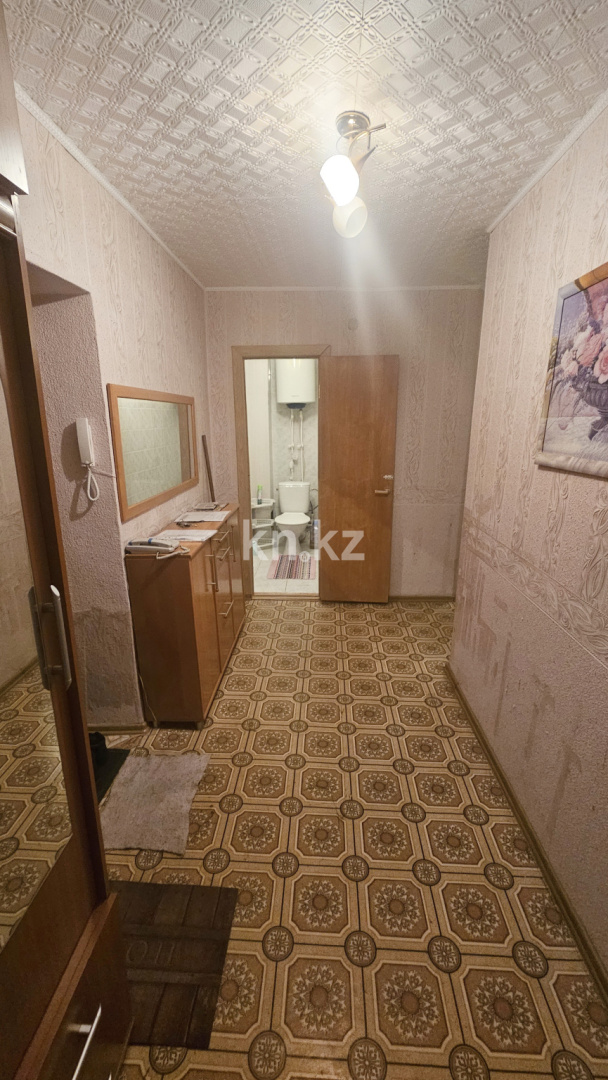 Продажа 1-комнатной квартиры, 55.3 м², ул. Гапеева, дом  16 - Продажа  однокомнатных квартир в Караганде с фото фото 9 из 35