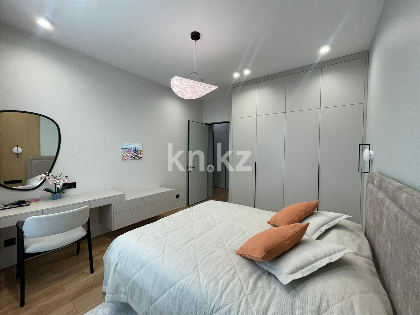 Продажа 2-комнатной квартиры, 68 м², ул. Е-900 в Астане - фото 4