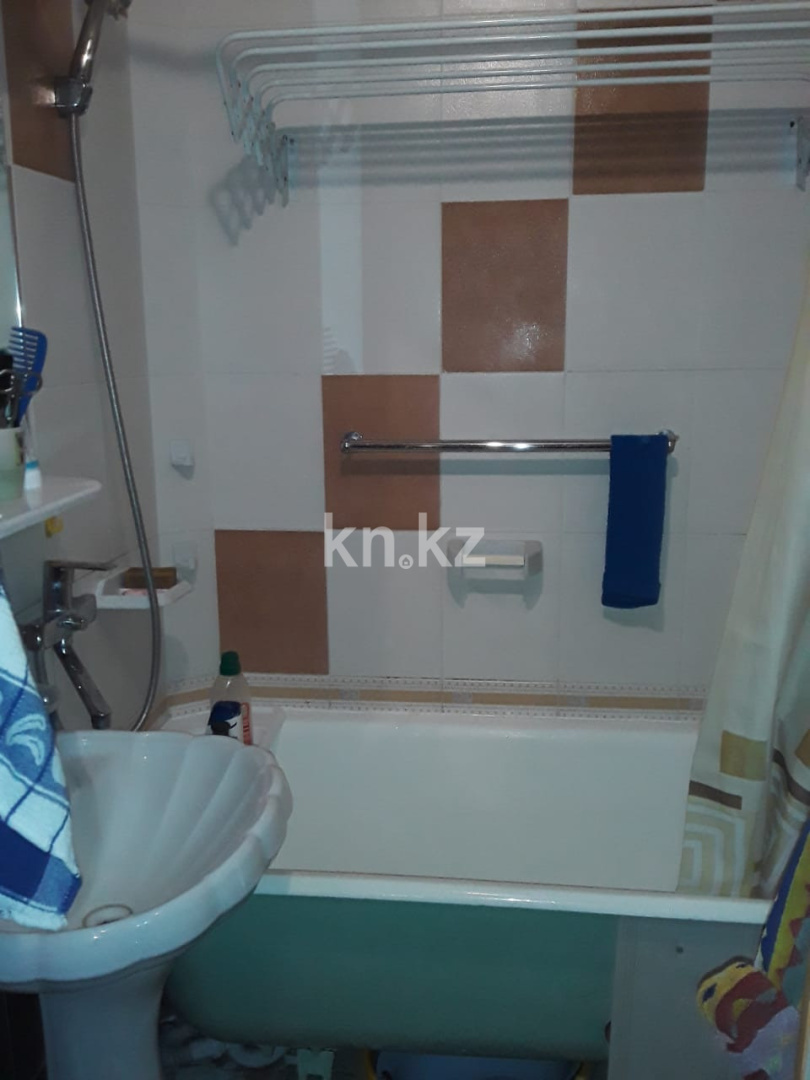 Продажа 3-комнатной квартиры, 65 м², ул. Набережная Славского, дом  22 - Продажа  трехкомнатных квартир в Усть-Каменогорске фото 6 из 8