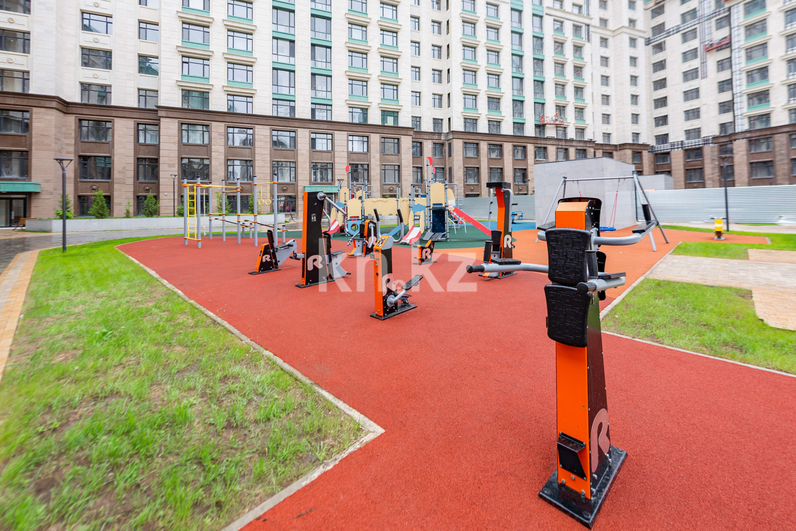 Продажа 3-комнатной квартиры, 102.4 м², ул. Калдаякова, дом  8 в Астане - фото 8