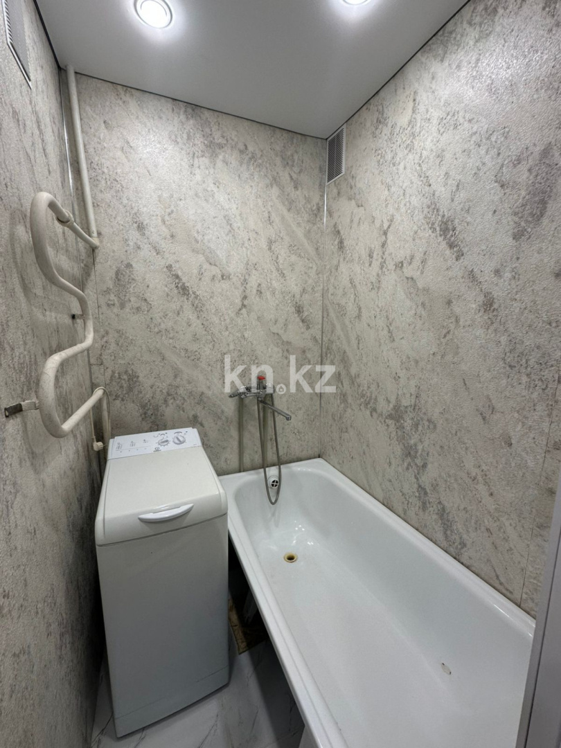 Продажа 2-комнатной квартиры, 45 м² - Продажа двухкомнатных квартир в панельном доме в Темиртау - страница 3 фото 7 из 12