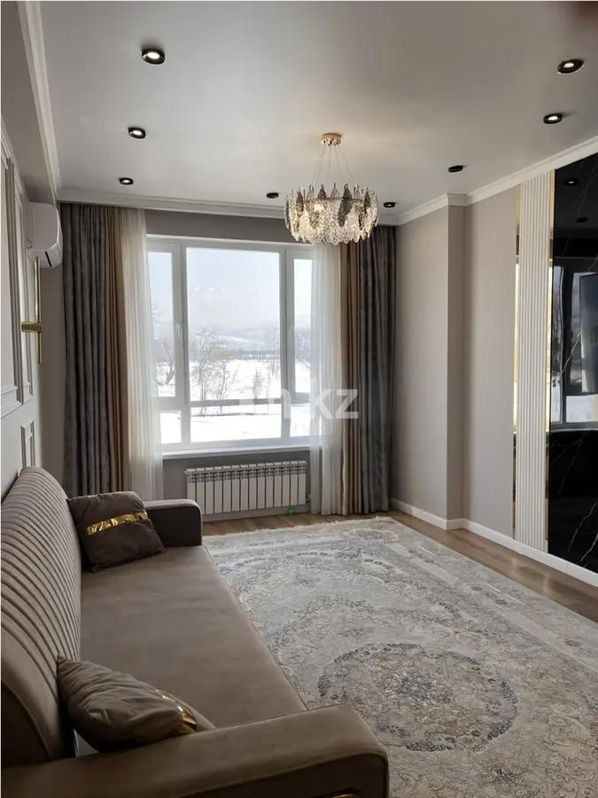 Продажа 2-комнатной квартиры, 70 м², ул. Алатау, дом  36 - Продажа квартир в Алматы фото 1 из 5