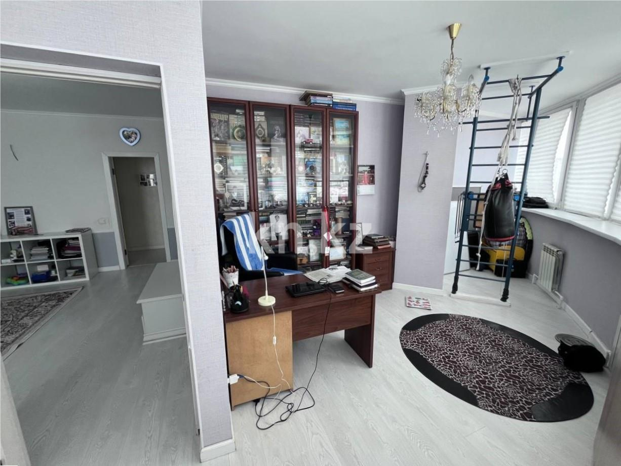 Продажа 4-комнатной квартиры, 136 м² в Караганде - фото 11