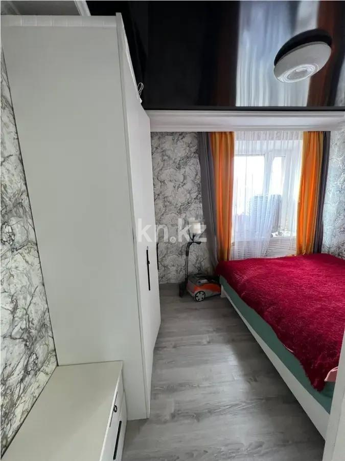 Продажа 3-комнатной квартиры, 47 м², ул. Ишимская, дом  70 - Продажа квартир в Караганде фото 2 из 6
