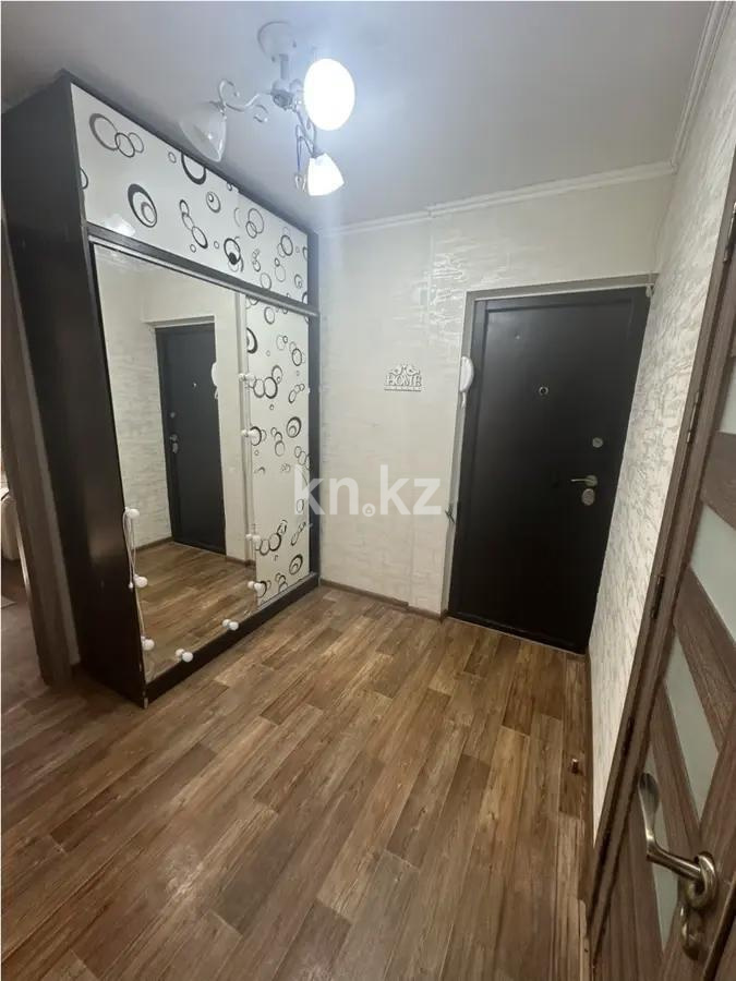 Продажа 3-комнатной квартиры, 63 м², пр. Строителей, дом  23 - Продажа  трехкомнатных квартир в Караганде фото 6 из 6
