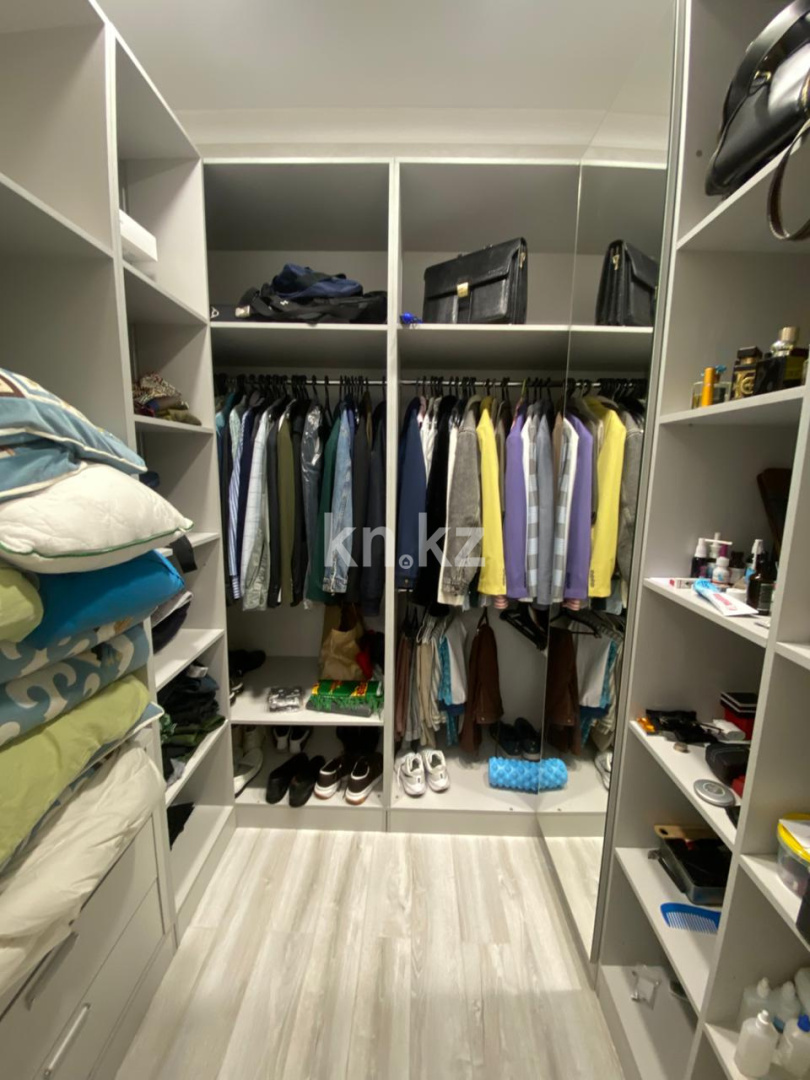 Продажа 1-комнатной квартиры, 45 м², ул. Тургута Озала, дом  261 в Алматы - фото 6