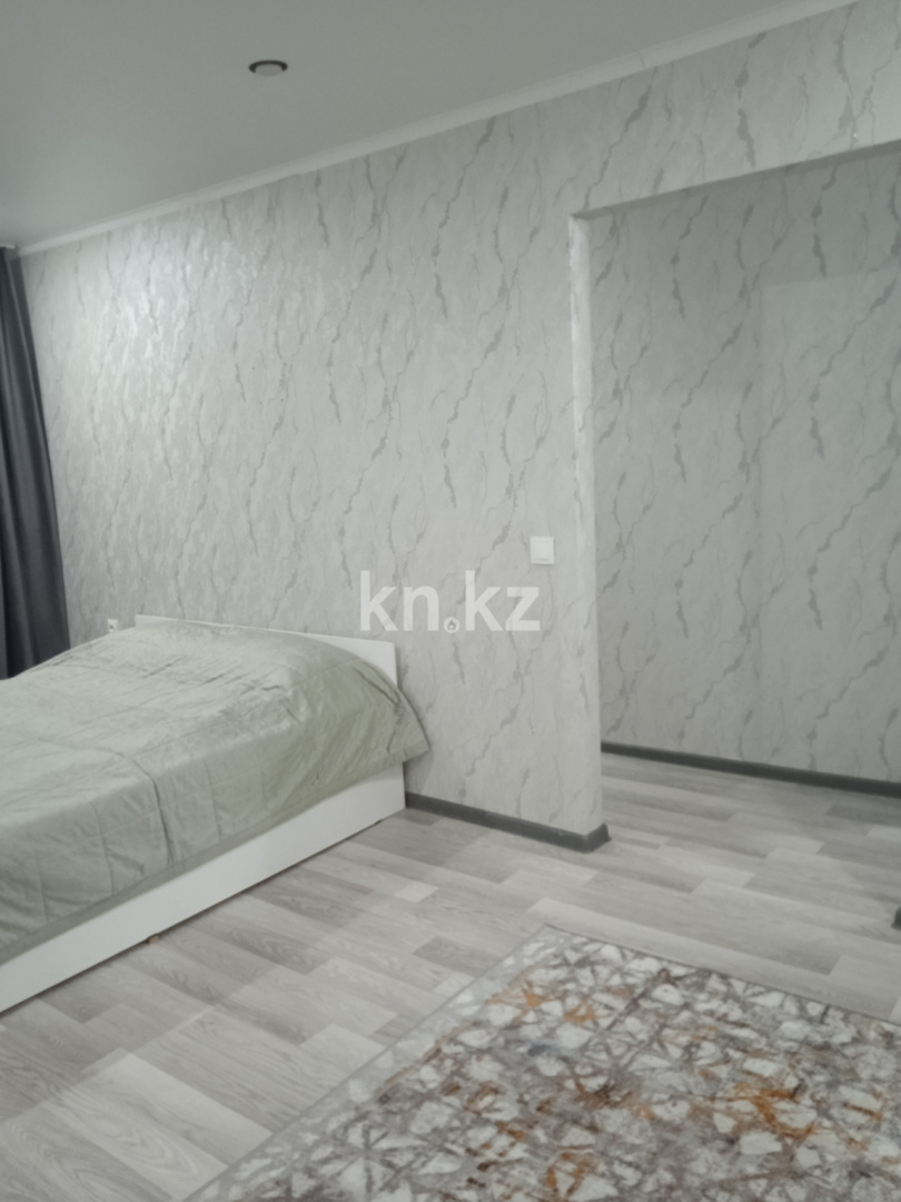 Аренда 1-комнатной квартиры посуточно, 36 м², пр. Республики, дом  69 - Аренда жилой и коммерческой недвижимости в Темиртау фото 9 из 10