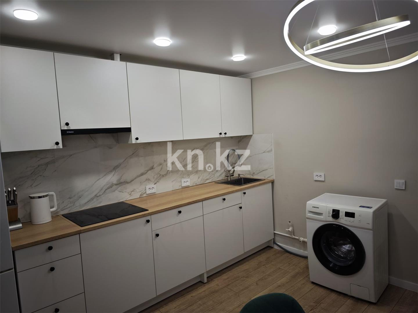 Продажа 2-комнатной квартиры, 56 м², пр. Назарбаева, дом  43 в Караганде - фото 2