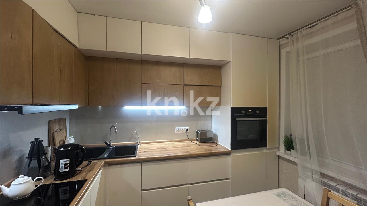 Продажа 2-комнатной квартиры, 51 м² - Продажа квартир в Караганде в Майкудуке - страница 2 фото 8 из 16