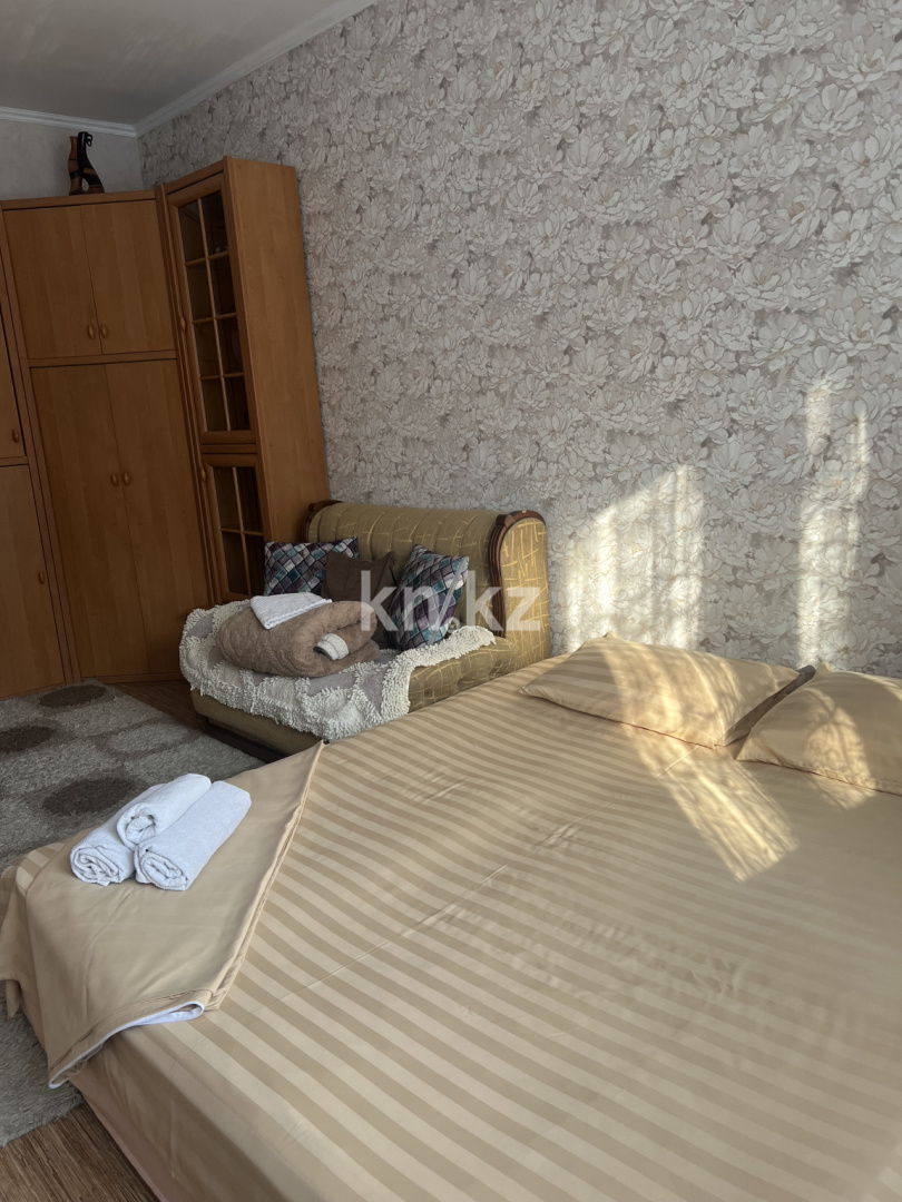 Аренда 1-комнатной квартиры посуточно, 41 м², ул. Сатпаева, дом  76 - ул. Розыбакиева - Аренда квартиры посуточно в Алматы фото 1 из 12