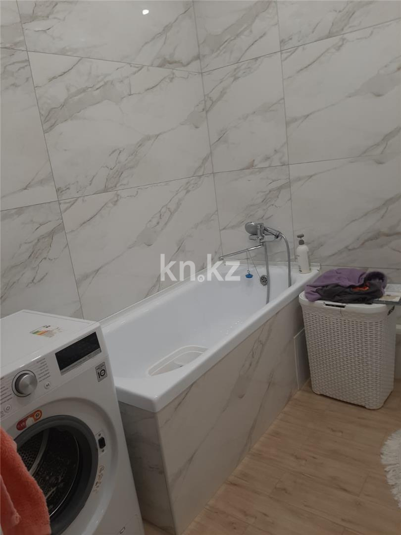 Продажа 4-комнатной квартиры, 117 м², пр. Строителей, дом  33/4 - Продажа  четырехкомнатных квартир в Караганде фото 13 из 21