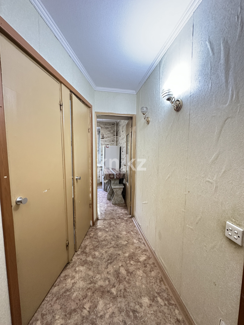 Продажа 2-комнатной квартиры, 45.8 м², ул. Аманжолова, дом  17 - Продажа квартир в Караганде фото 17 из 30