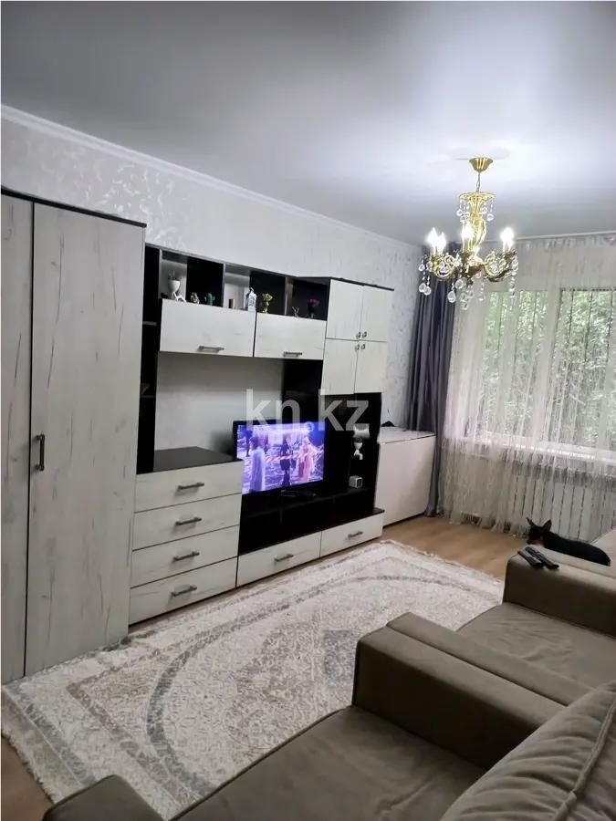 Продажа 2-комнатной квартиры, 43 м², мкр-н 10, дом  8Г - Продажа  двухкомнатных квартир в Алматы без посредников фото 1 из 4