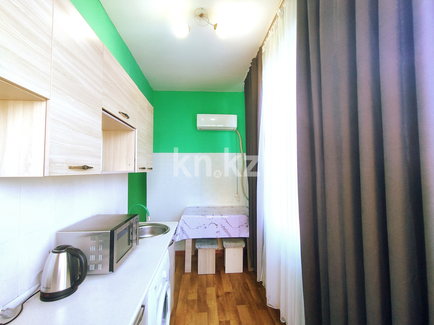 Аренда 1-комнатной квартиры посуточно, 30 м², мкр-н Аксай-1а, дом  30а - Аренда квартир посуточно в Алматы с фото фото 3 из 4