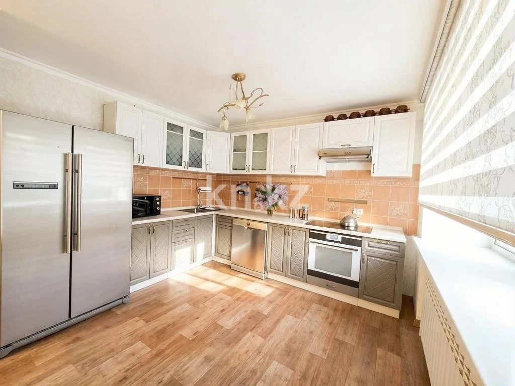 Продажа 3-комнатной квартиры, 93.4 м² - Продажа домов, коттеджей в Семее фото 1 из 20