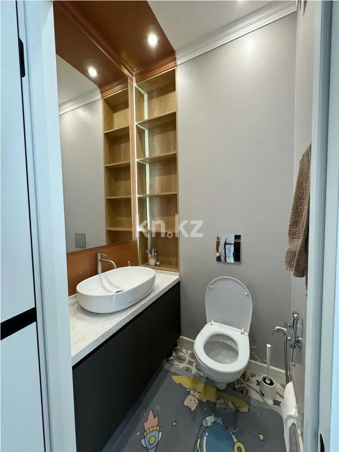 Продажа 2-комнатной квартиры, 95 м², ул. Туркестан, дом  10 в Астане - фото 4