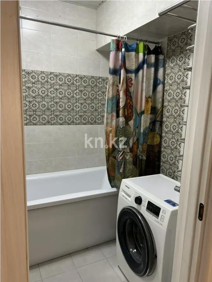 Продажа 3-комнатной квартиры, 68.9 м², ул. Валиханова, дом  124 в Алматы - фото 5