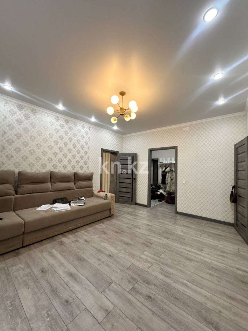 Продажа 2-комнатной квартиры, 66 м², ул. Ашимова, дом  21 в Караганде - фото 16