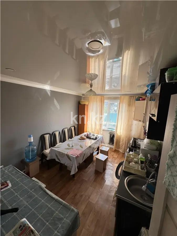 Продажа 5-комнатной квартиры, 83 м², 2 кв-л, дом  18 - Продажа  пятикомнатных квартир в Караганде без посредников фото 6 из 8