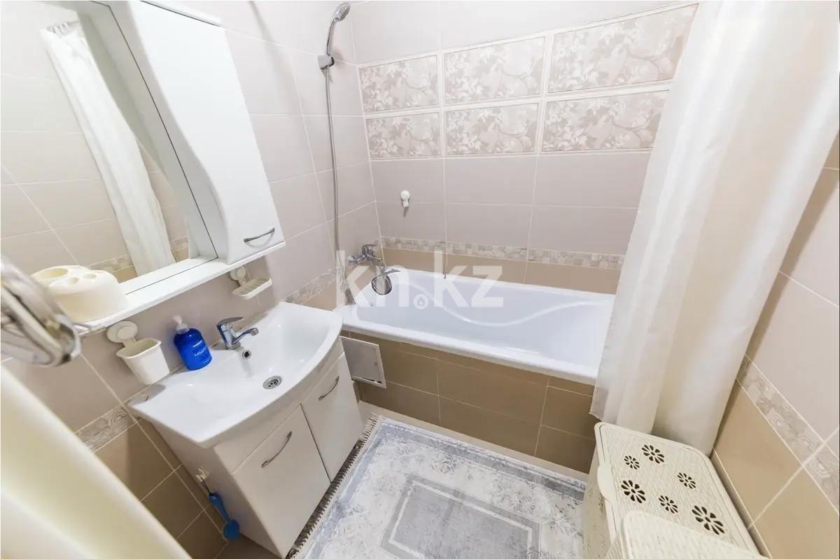 Продажа 2-комнатной квартиры, 65 м² в Астане - фото 4
