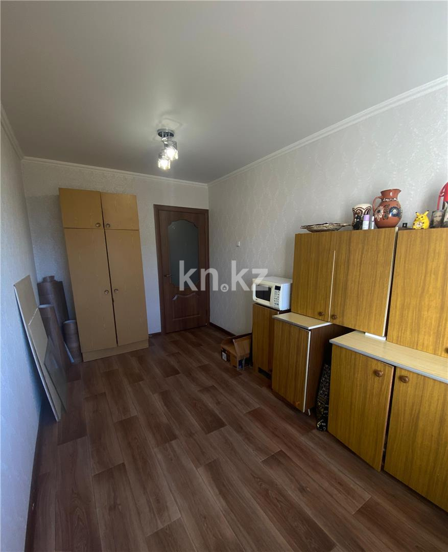 Продажа 4-комнатной квартиры, 61 м², ул. Язева - Продажа  четырехкомнатных квартир в Караганде фото 8 из 24