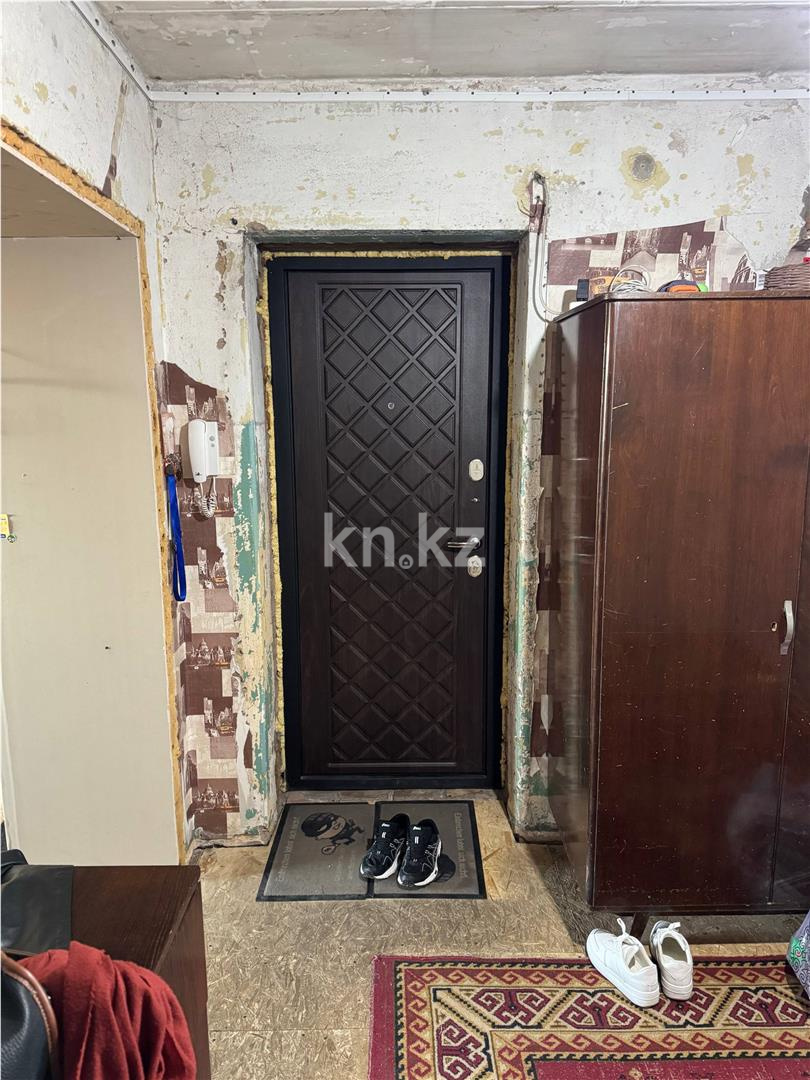 Продажа 3-комнатной квартиры, 59 м², мкр-н 23 - Продажа квартир в Караганде фото 15 из 19