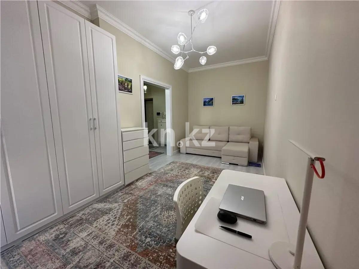 Продажа 1-комнатной квартиры, 40 м² в Астане