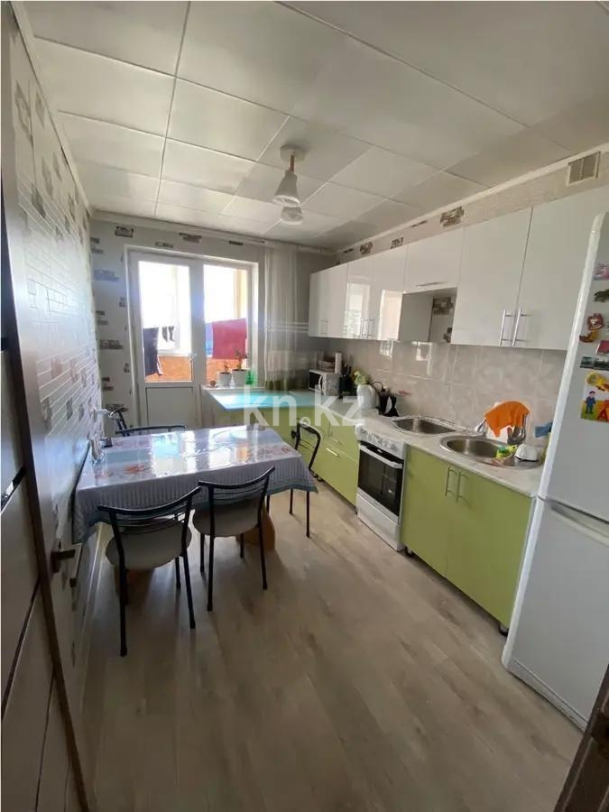 Продажа 3-комнатной квартиры, 62 м², мкр-н Мамраева (Восток-5), дом  37 в Караганде - фото 8