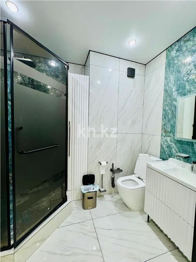 Продажа 3-комнатной квартиры, 100 м², ул. Толе би, дом  285/8 в Алматы - фото 8
