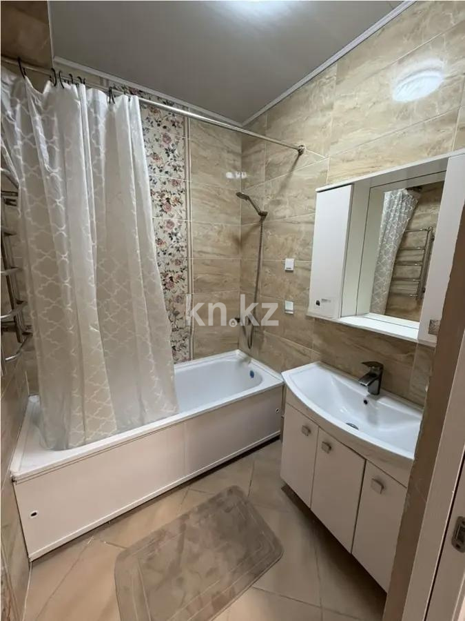 Продажа 2-комнатной квартиры, 67.5 м² в Алматы - фото 4