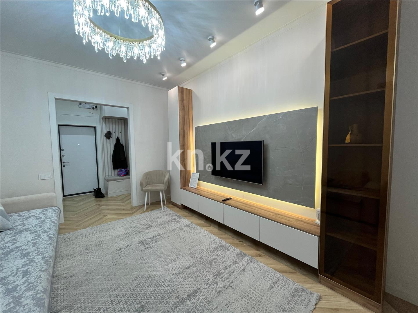 Продажа 2-комнатной квартиры, 64 м², ул. Муканова, дом  47/3 в Караганде - фото 3