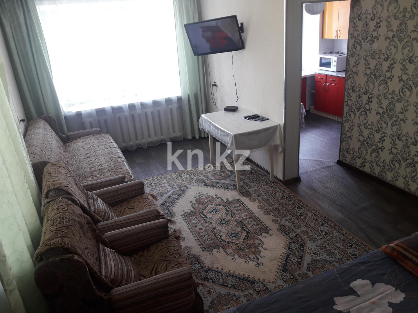 Аренда 1-комнатной квартиры посуточно, 35 м², пр. Бухар-жырау, дом  72 - Аренда  однокомнатных квартир посуточно в Караганде фото 4 из 4