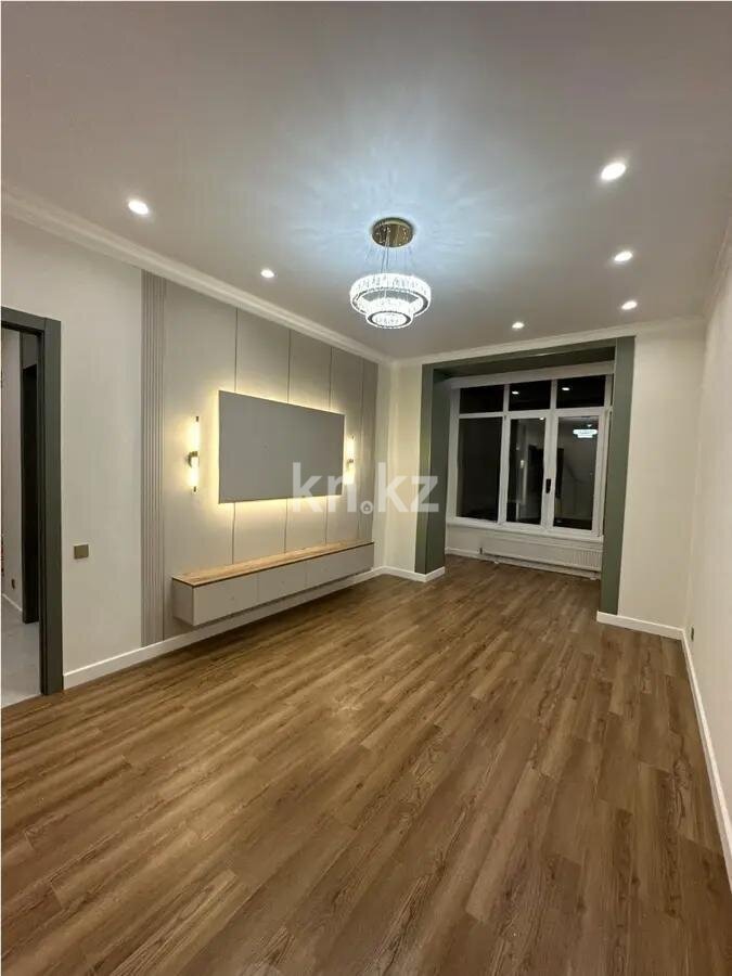Продажа 2-комнатной квартиры, 61 м² в Астане