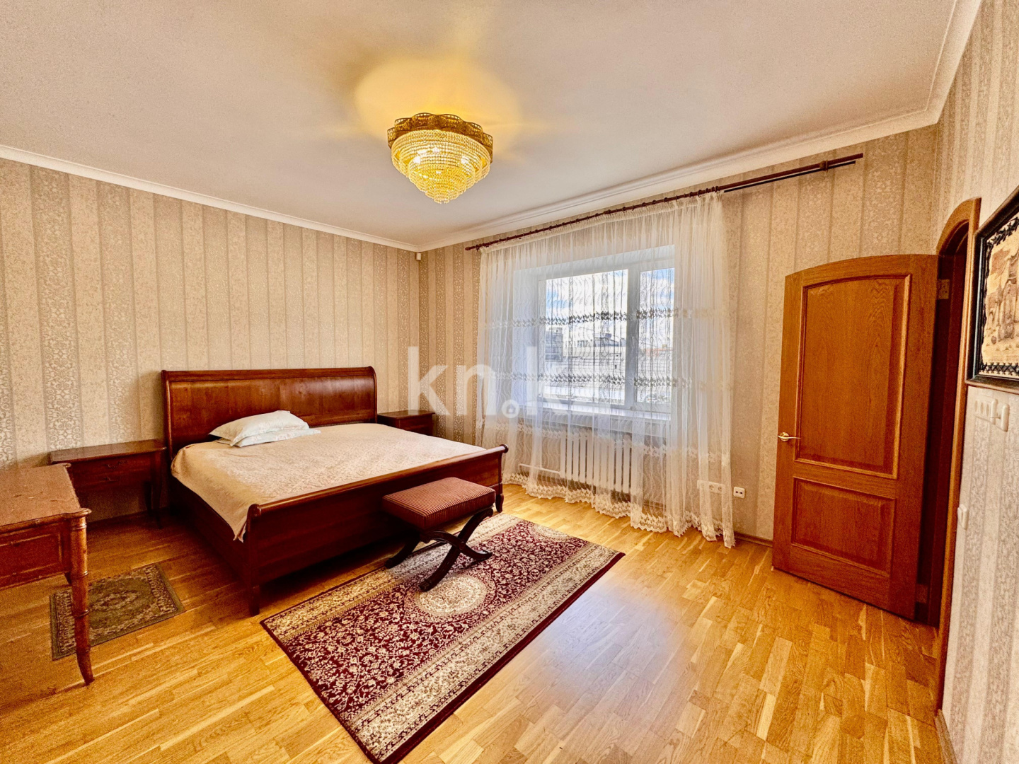 Продажа 6-комнатной квартиры, 383 м², Иманбаева, дом  12/1 - Продажа  пятикомнатных квартир в новостройках Астаны фото 15 из 40