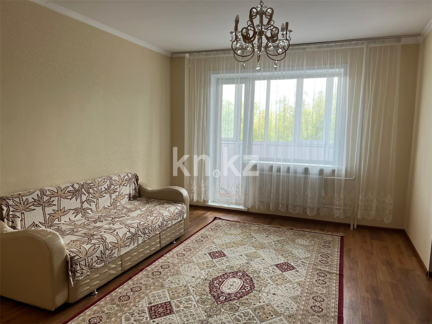Продажа 2-комнатной квартиры, 60 м², ул. Сарыарка - Продажа квартир в Караганде фото 1 из 14